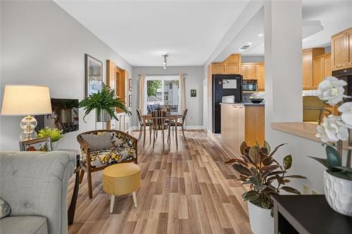438 Campbell St, Winnipeg, MB - Indoor
