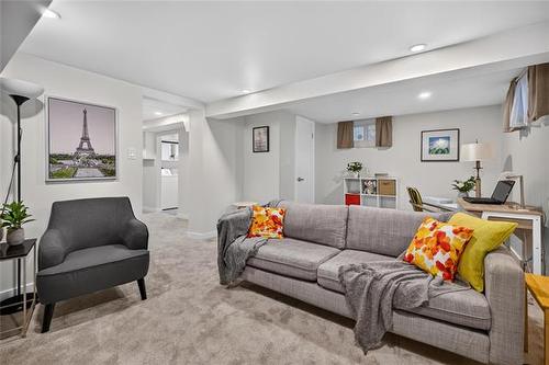 438 Campbell St, Winnipeg, MB - Indoor