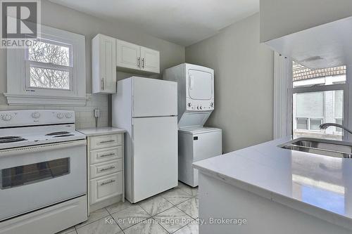 8 - 8 TISDALE STREET S , Hamilton (Landsdale), Ontario L8N 2V9 3