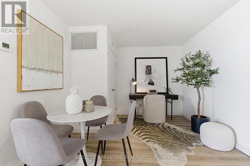 701 - 801 Sheppard Avenue W, Toronto, ON - Indoor Photo Showing Other Room