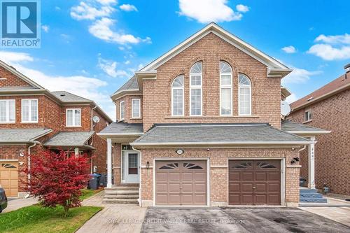 7443 Russian Olive Close, Mississauga, ON - Outdoor With Facade