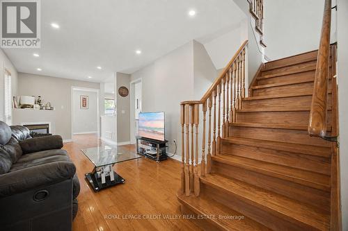 7443 Russian Olive Close, Mississauga, ON - Indoor