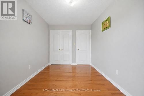 7443 Russian Olive Close, Mississauga, ON - Indoor Photo Showing Other Room