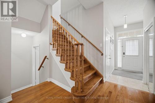 7443 Russian Olive Close, Mississauga, ON - Indoor Photo Showing Other Room