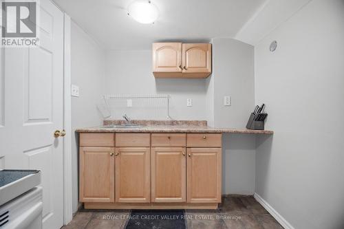 7443 Russian Olive Close, Mississauga, ON - Indoor