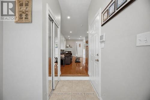 7443 Russian Olive Close, Mississauga, ON - Indoor Photo Showing Other Room