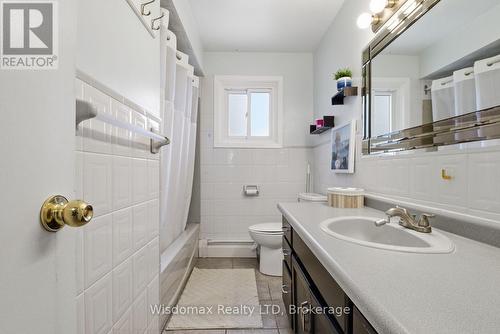 3384 Baker Crescent, Niagara Falls (Casey), ON - Indoor Photo Showing Bathroom