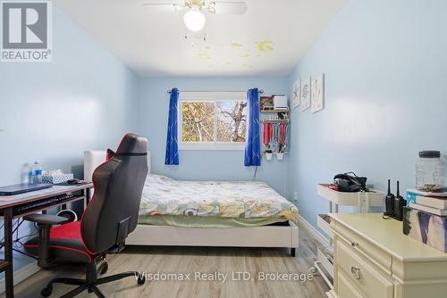 3384 Baker Crescent, Niagara Falls (Casey), ON - Indoor Photo Showing Bedroom