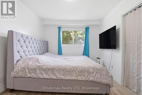 3384 Baker Crescent, Niagara Falls (Casey), ON - Indoor Photo Showing Bedroom
