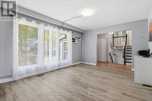 3384 Baker Crescent, Niagara Falls (Casey), ON - Indoor Photo Showing Other Room