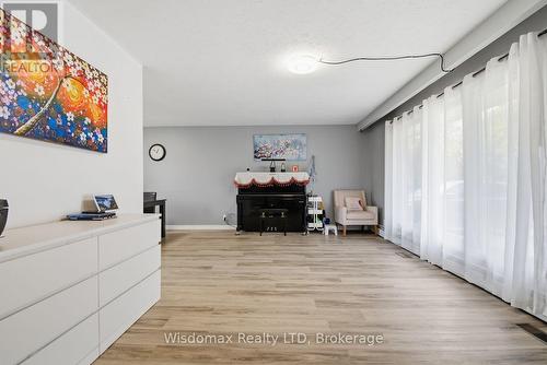 3384 Baker Crescent, Niagara Falls (Casey), ON - Indoor Photo Showing Other Room