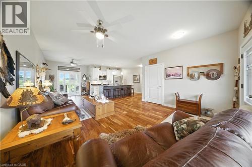 257 Donly Drive S, Simcoe, ON - Indoor Photo Showing Living Room