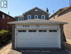 3282 DRAGON DRIVE  Mississauga, ON L5B 3G7
