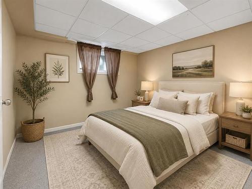 464 Springfield Rd, Winnipeg, MB - Indoor Photo Showing Bedroom