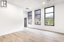138 King STREET West Unit# 203 Chatham, ON N7M 1E3