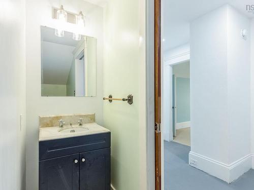 366 Main Street, Middleton, NS - Indoor Photo Showing Bathroom