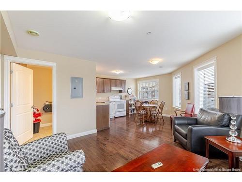 407-700 Cliffe St, Fredericton, NB 