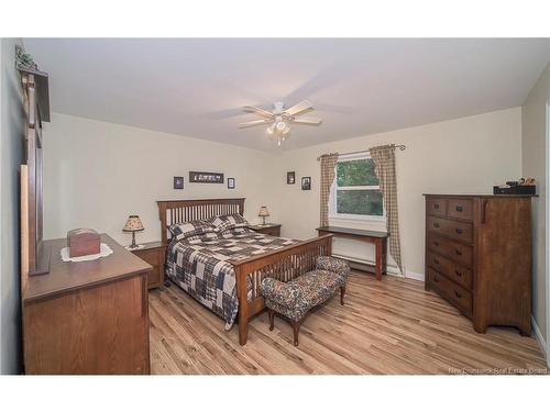 19 Christopher Dr, Burton, NB 