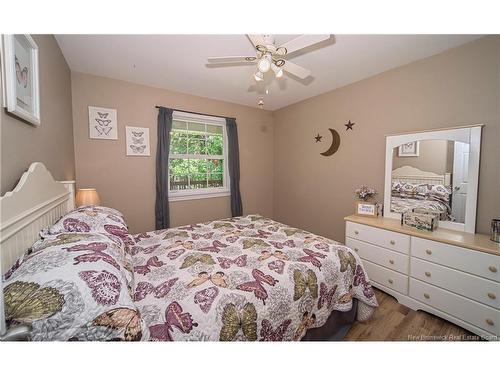 19 Christopher Dr, Burton, NB 