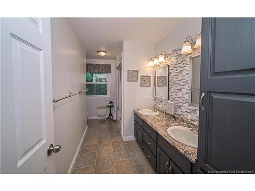 19 Christopher Dr, Burton, NB 