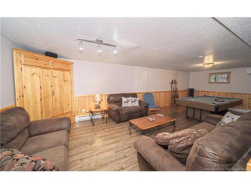 19 Christopher Dr, Burton, NB 