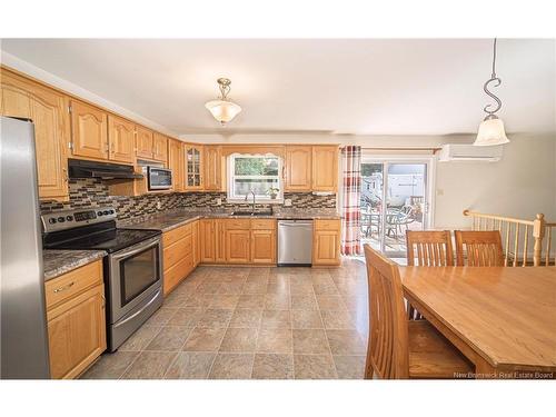 19 Christopher Dr, Burton, NB 