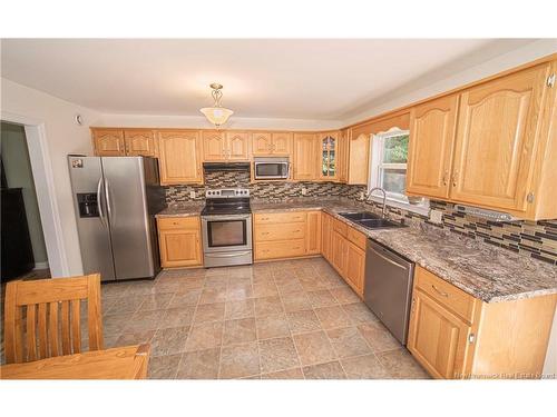 19 Christopher Dr, Burton, NB 