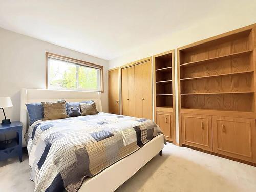 204 Anten Street, Thunder Bay, ON - Indoor Photo Showing Bedroom