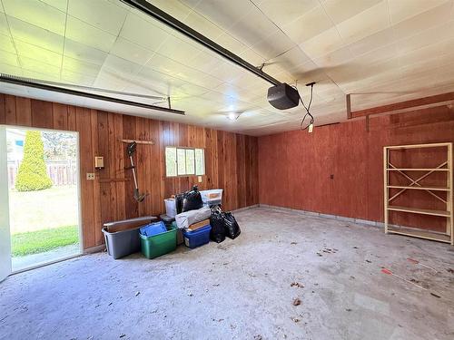 204 Anten Street, Thunder Bay, ON - Indoor Photo Showing Other Room