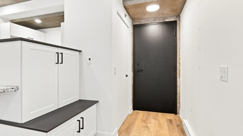 Mud Room - 002-2010 Rue De Chambly, Saint-Bruno-De-Montarville, QC - Indoor Photo Showing Other Room