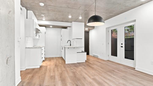 Overall view - 002-2010 Rue De Chambly, Saint-Bruno-De-Montarville, QC - Indoor