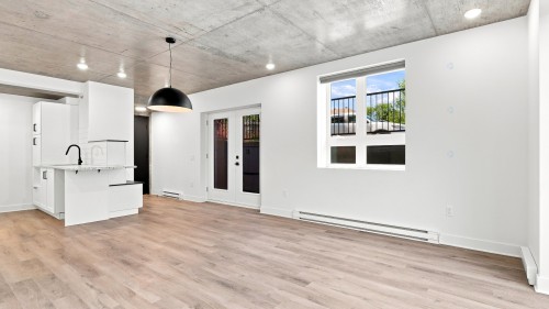 Overall view - 002-2010 Rue De Chambly, Saint-Bruno-De-Montarville, QC - Indoor Photo Showing Other Room