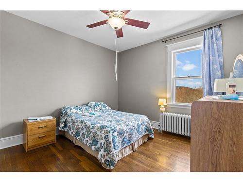 8 Glenridge Crescent, St. John'S, NL - Indoor Photo Showing Bedroom