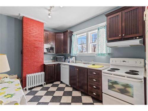 8 Glenridge Crescent, St. John'S, NL - Indoor Photo Showing Kitchen With Double Sink