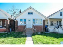 1248 BRUCE Avenue Windsor, ON N8X 1X3