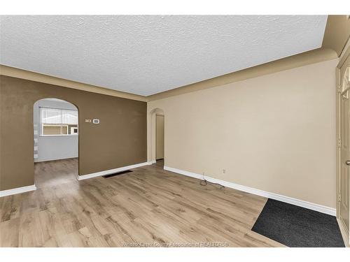699 Capitol, Windsor, ON 