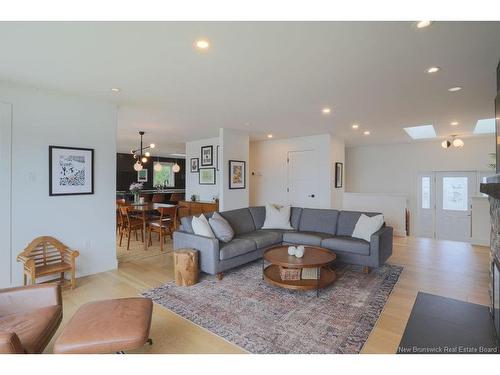 27 Shipyard Rd, Rothesay, NB 