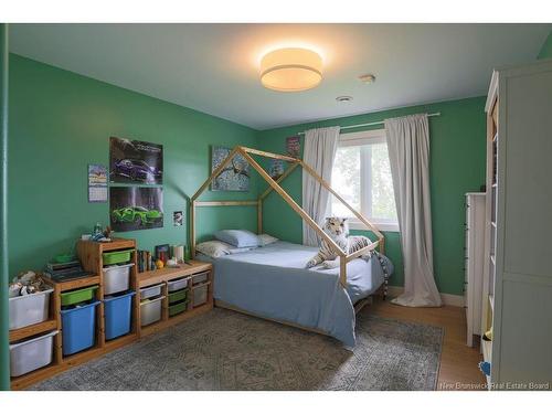 27 Shipyard Rd, Rothesay, NB 