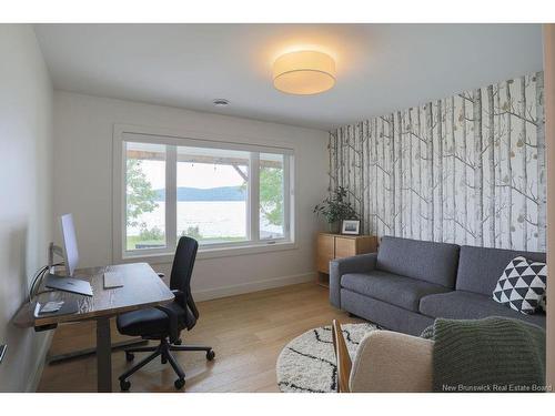 27 Shipyard Rd, Rothesay, NB 