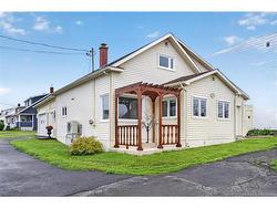 312 Victoria ST Dalhousie, NB E8C 2S1