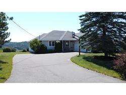 91 Rivershore DR Saint John, NB E2K 4X4