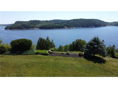 91 Rivershore Dr, Saint John, NB 