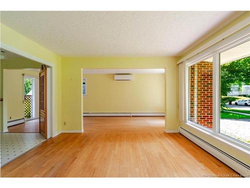 347 Massey St, Fredericton, NB 