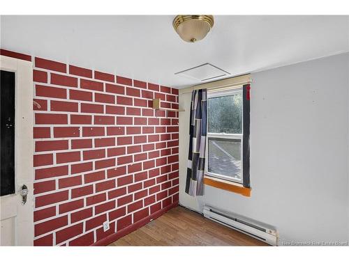 4 Windsor St, Campbellton, NB 