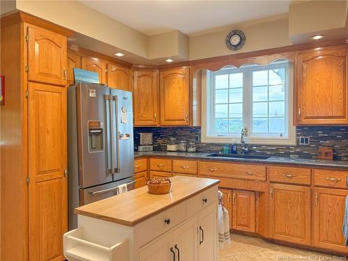 21 Hillcrest Ave, Hartland, NB 