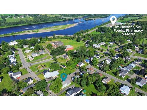 21 Hillcrest Ave, Hartland, NB 