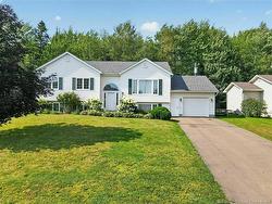 91 Old Oak CRES Moncton, NB E1A 6W3