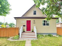396 Belvidere ST  Winnipeg, MB R3J 2H6
