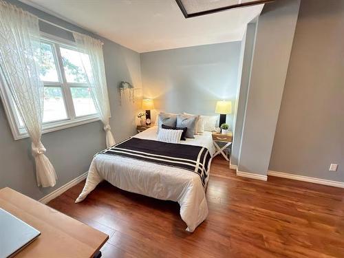 396 Belvidere St, Winnipeg, MB - Indoor Photo Showing Bedroom