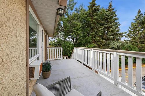 8-700 Blantyre Ave, Winnipeg, MB - Outdoor With Exterior